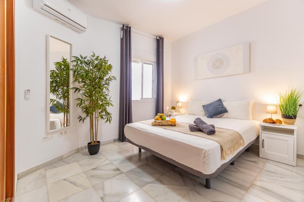 Marmoles Deluxe Apartment - Malaga Centro Luaran gambar