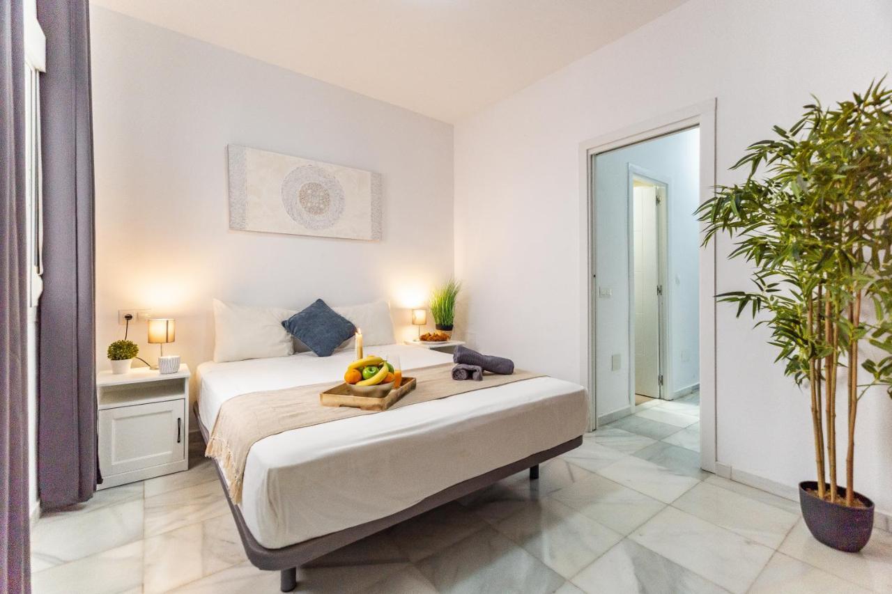 Marmoles Deluxe Apartment - Malaga Centro Luaran gambar