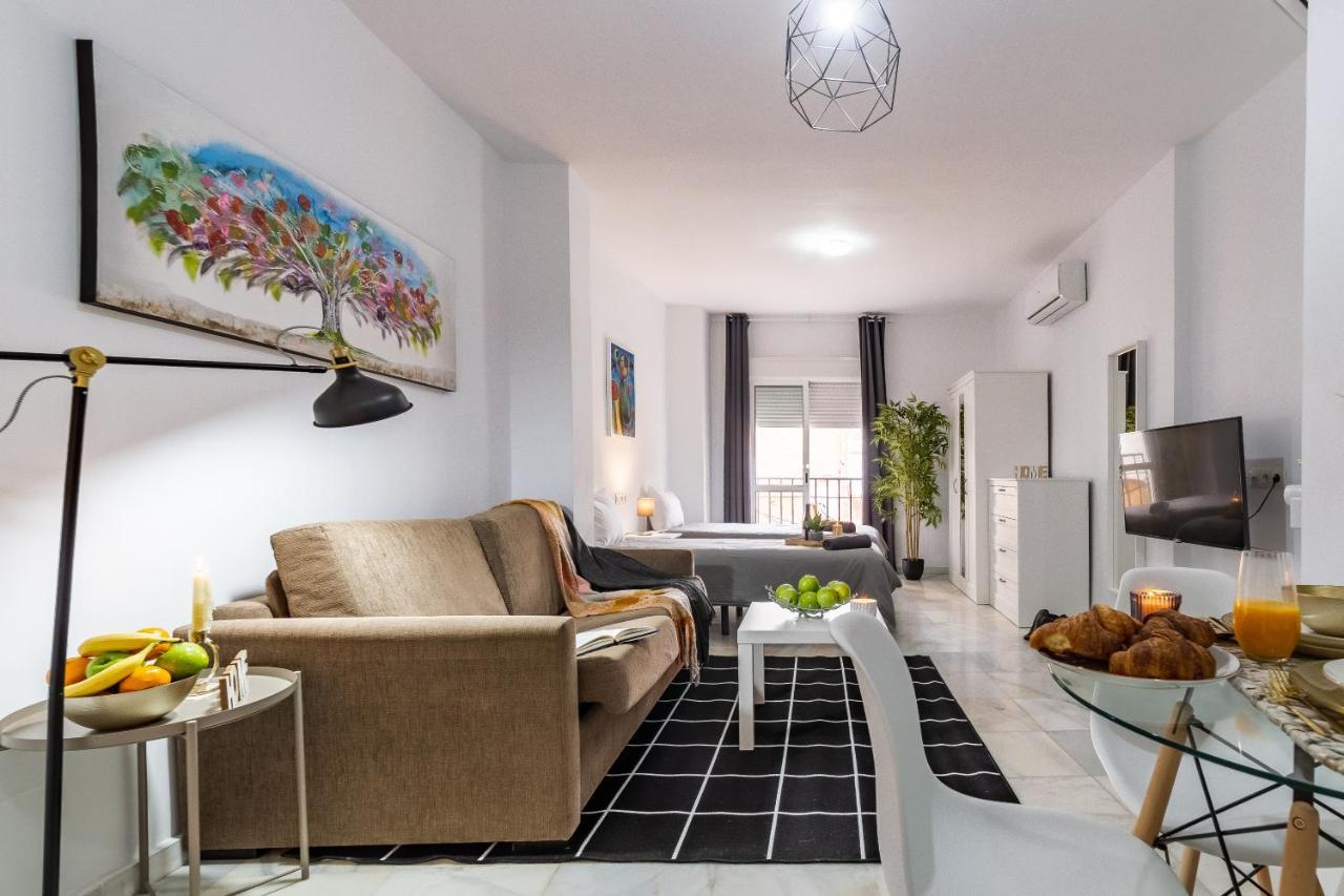 Marmoles Deluxe Apartment - Malaga Centro Luaran gambar
